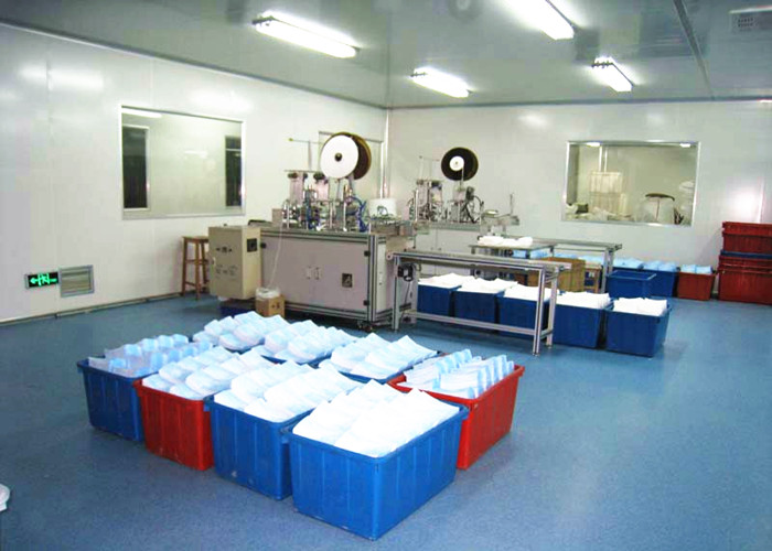 Mesin Otomatis Topeng Wajah