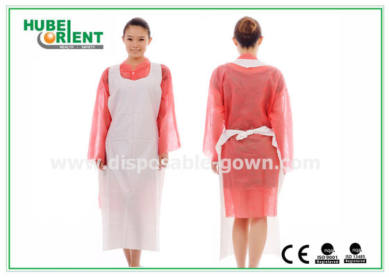 Smooth Surface Disposable PE Aprons/Emboss Process PE Apron For Disposable Use